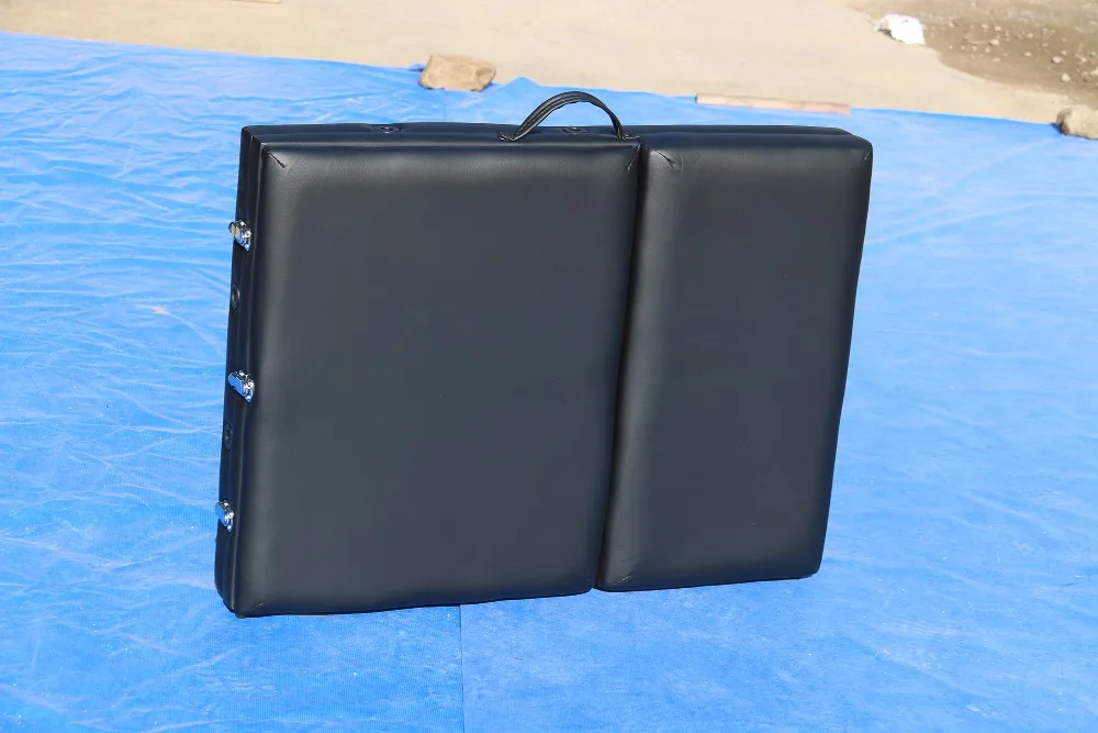 
Lightweight 3-Section Wooden Portable Massage Table Bed with Free Carry Bag Built in Breathe Hole/Adjustable Hreadrest 