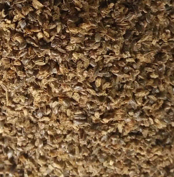 Органический корм для рыбы, сушеный на солнце водой