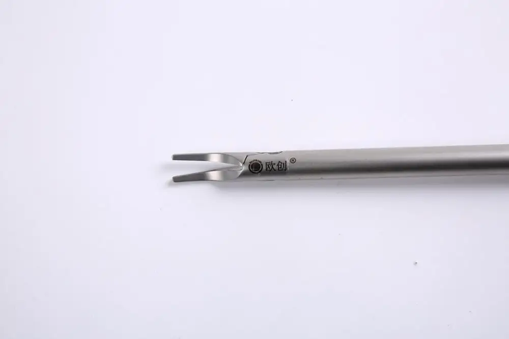 Reusable laparoscopic  titanium clip applier clip applicator