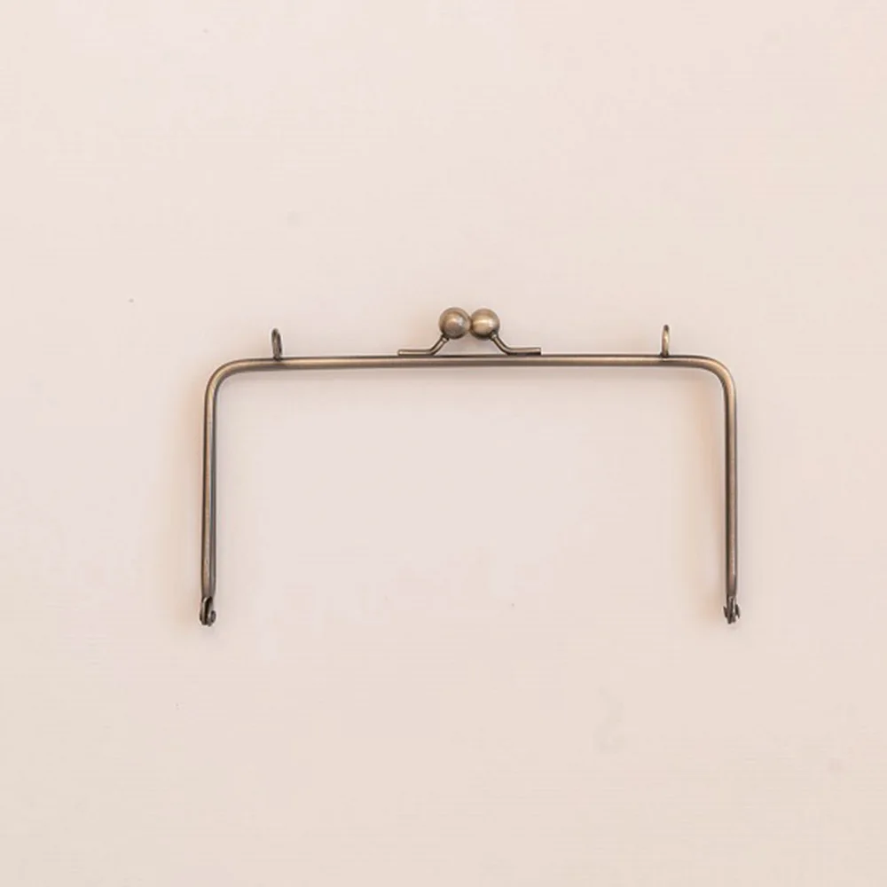 
Japan Hand-Woven Bag Size Optional Handbag Frame Bag Chains Strap 