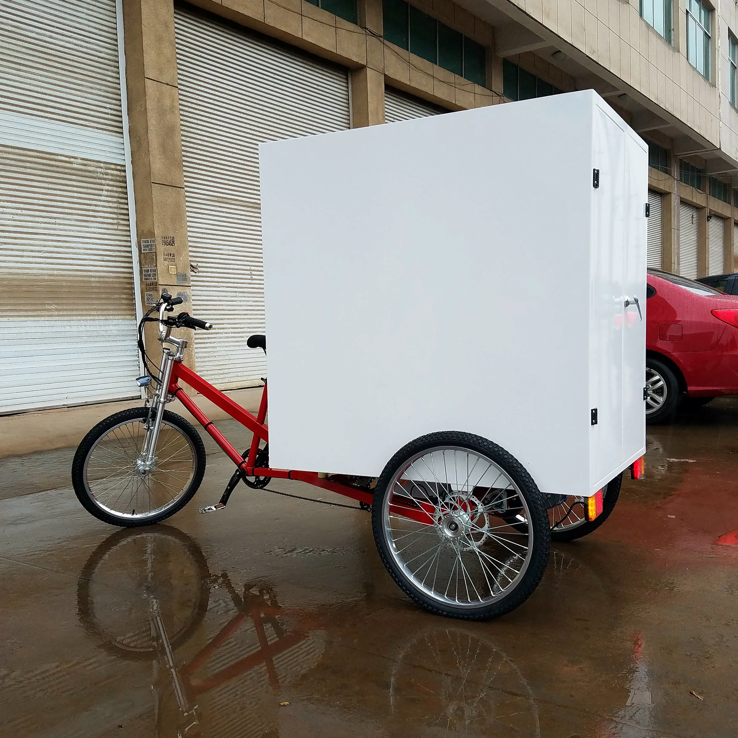 Closed Box Electric Cargo Delivery tricycle