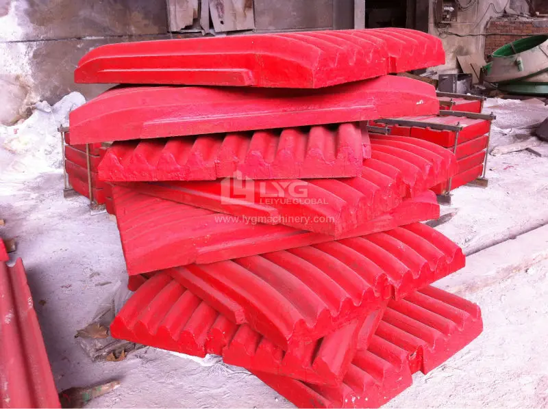 Запчасти для щековой дробилки с высоким качеством/ дробящая плита