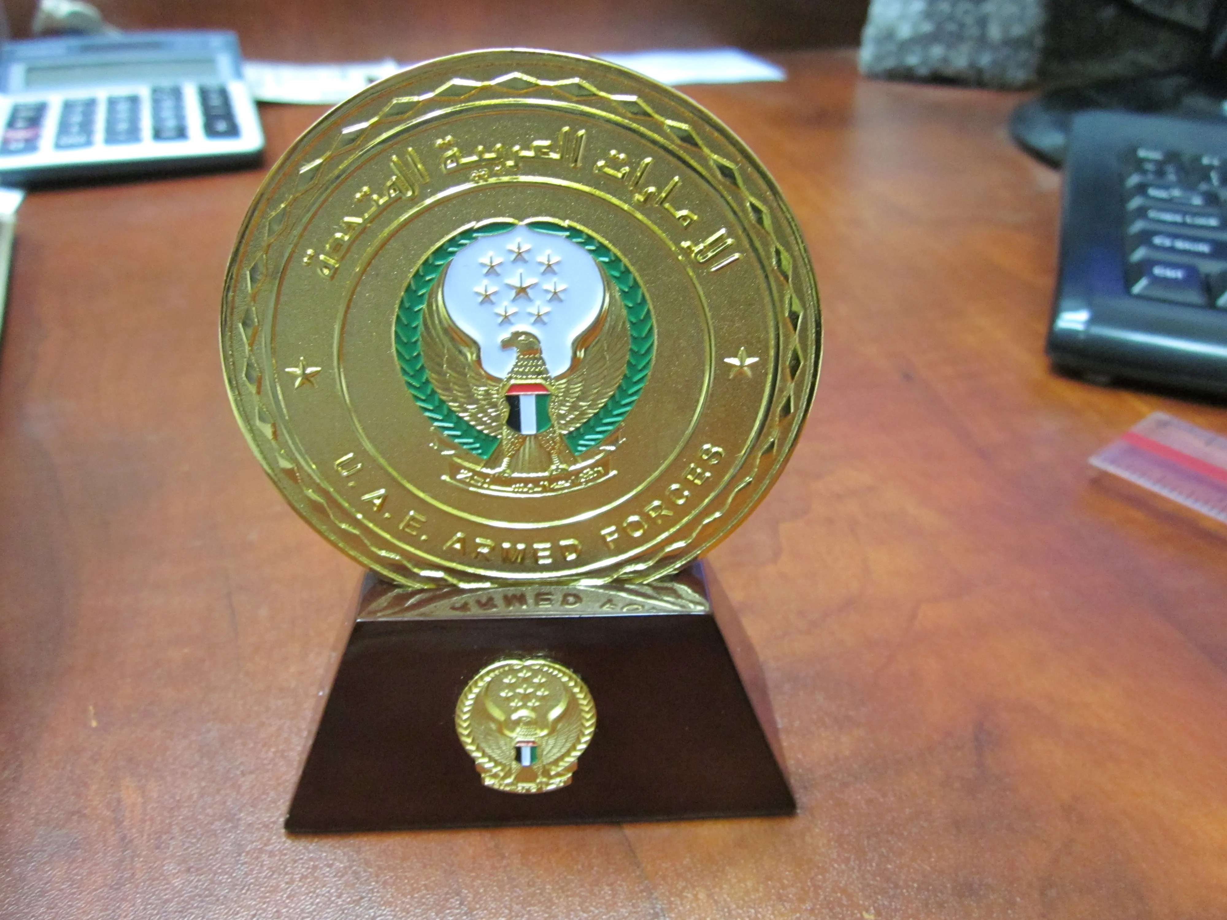 China low price high quality star shape custom gold metal trophy