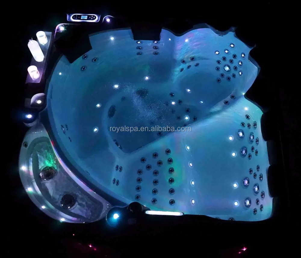 150 jets USA Balboa control 6 person hot tub