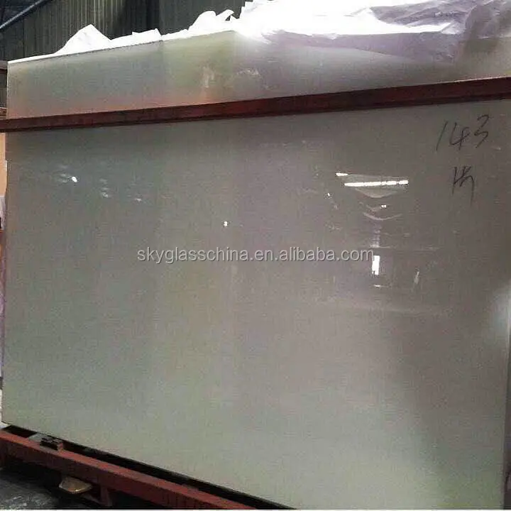 
China Factory 3mm 4mm 2440*1830mm Back Painted Glass Price 