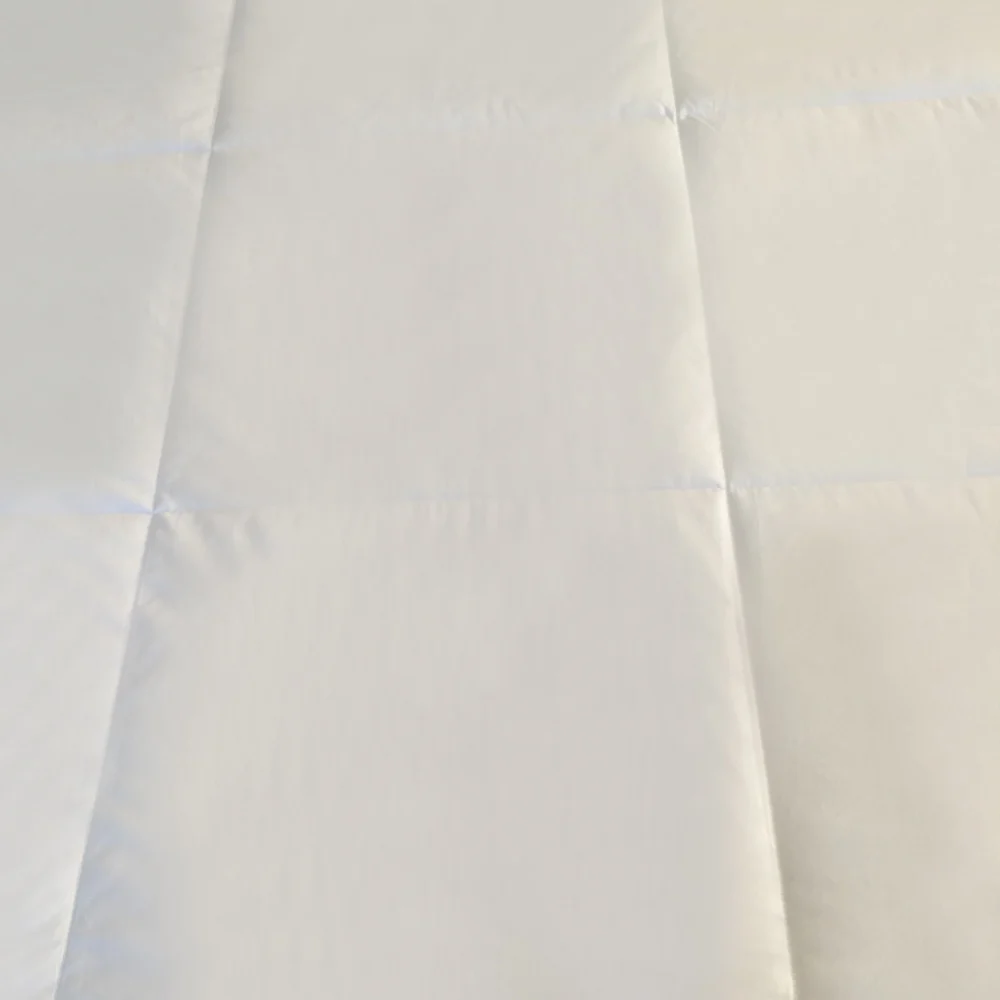 Comfortable 100% Cotton Fabric Merino Wool Filling Quilt Comforter