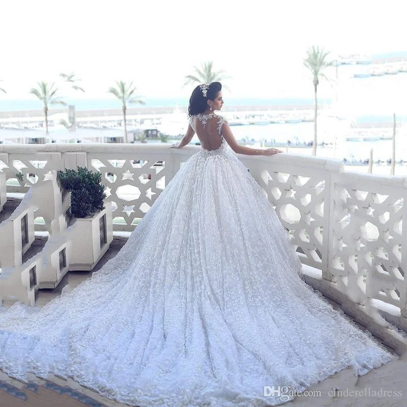 Vestido de Noiva Appliques Lace Beaded Muslim plus size cathedral train Ball Gown  sleeve white Bridal Wedding Dresses MWA285