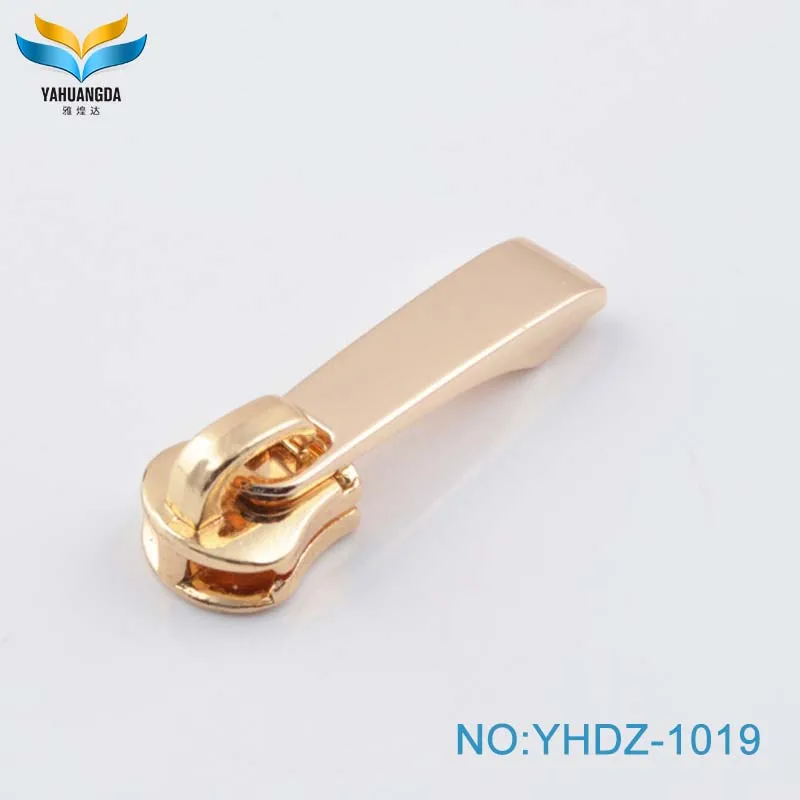 YHD fashion metal zipper slider in Hardware