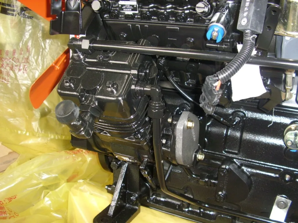  Brand new 6 cylinder water cooled 6BTA5.9-C180 180hp diesel engine
