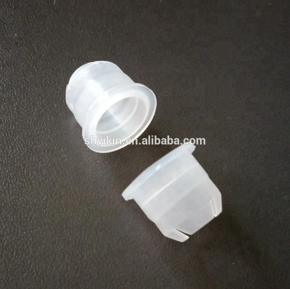 plastic bottle plug