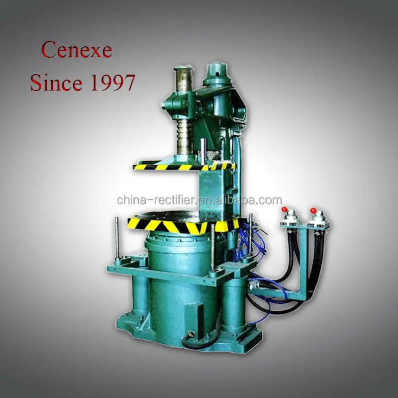 Формовочная машина для формования песка с вибрацией