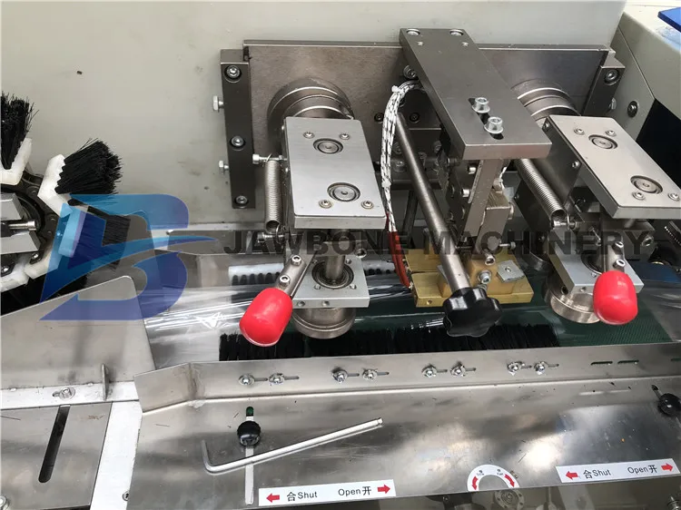 JB-250 Fast speed spoon toothbrush hardware Packing Machine