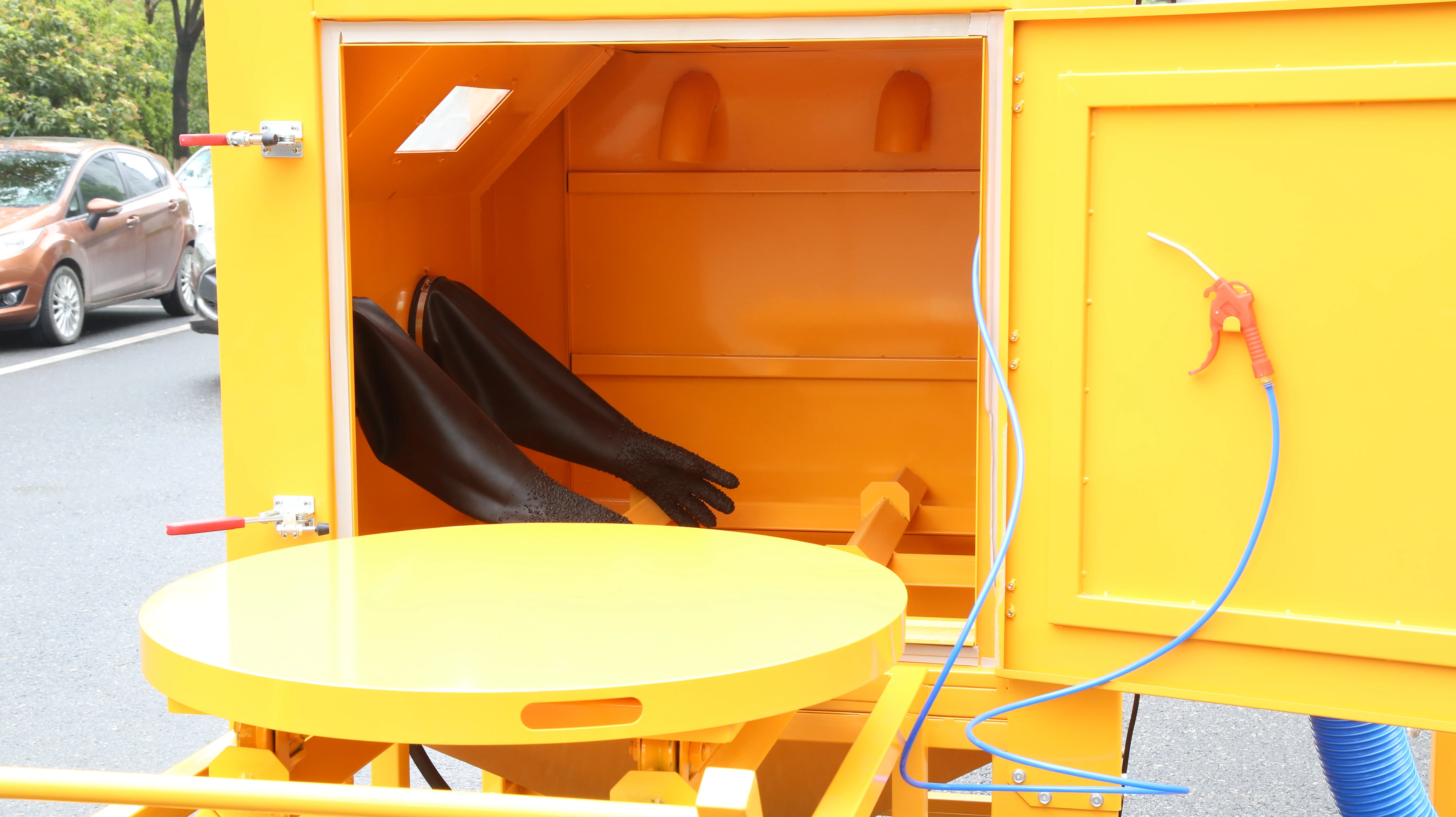 Car Wheel sandblasting machine for  Heavy duty parts