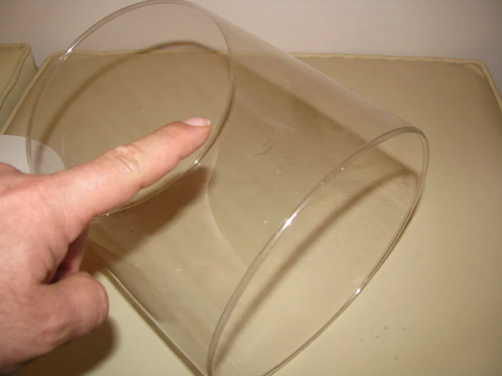 Полностью автоматическая машина для завивки кромок прозрачного цилиндра