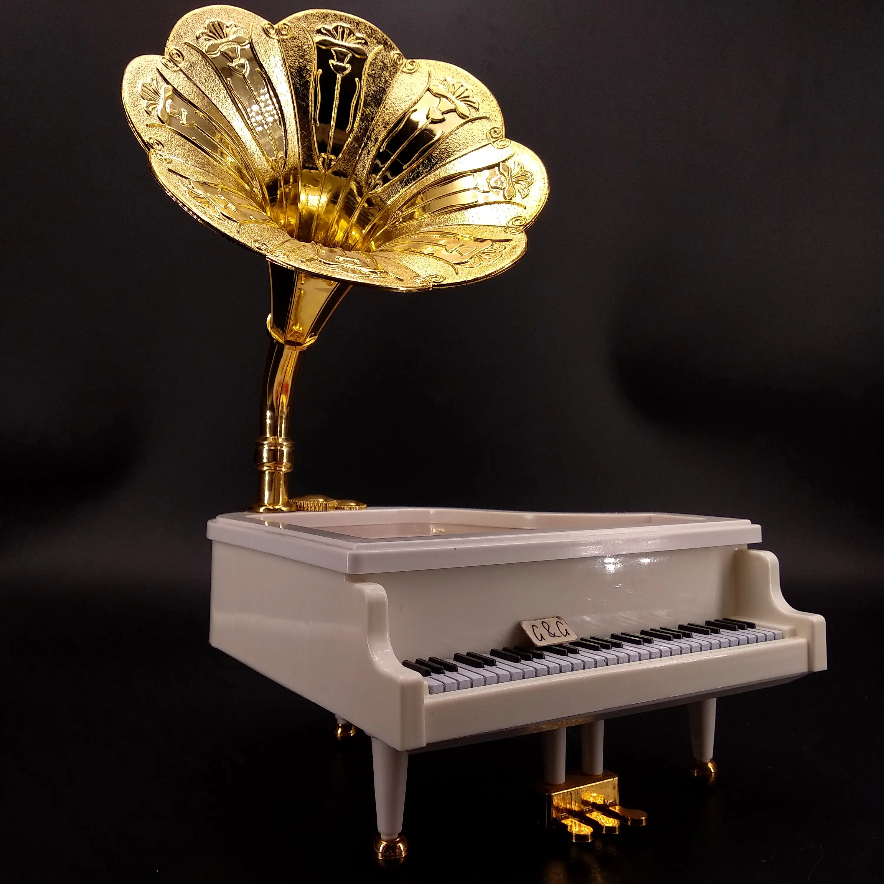 18-note Plastic Mini Gramophone Music Box
