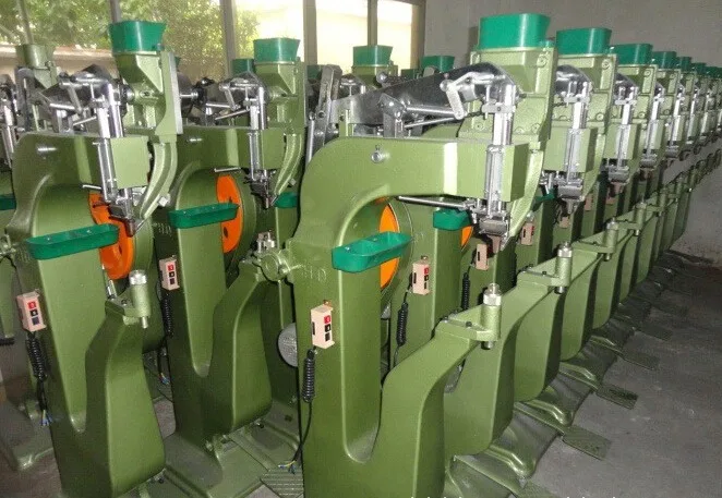 
whole sale custom logo safety footwear riveting machine 