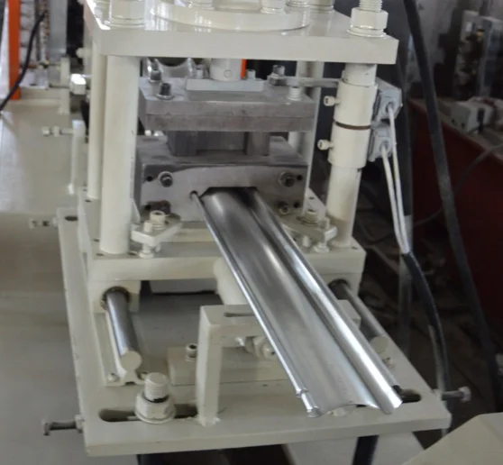 High Quality Garage Roller Shutter Door Making Machine