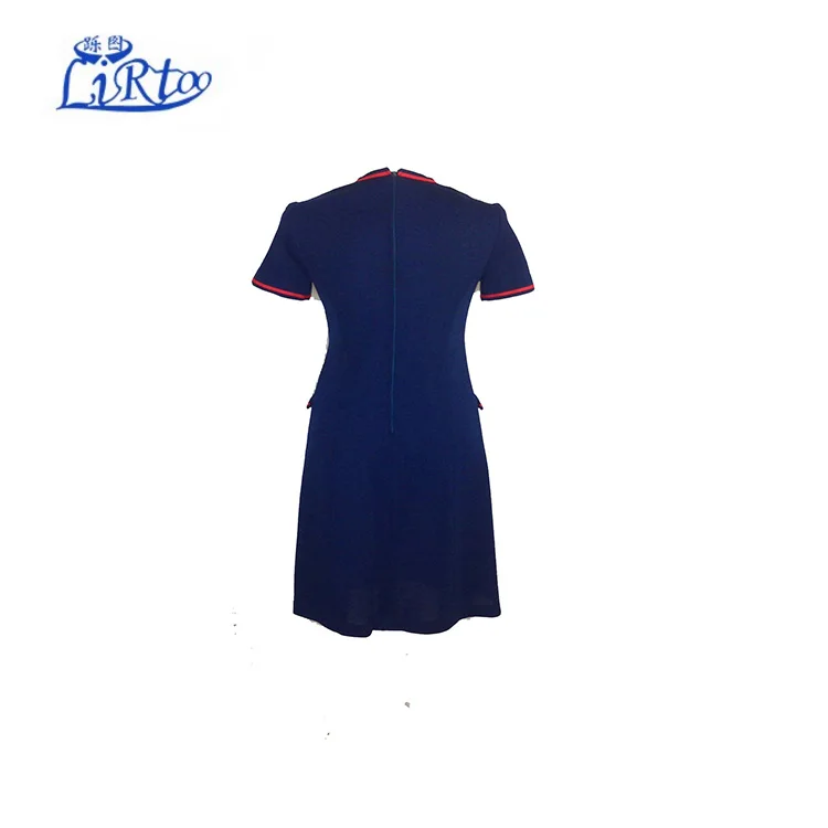 Винтажное платье-футляр и пальто 1960-х годов