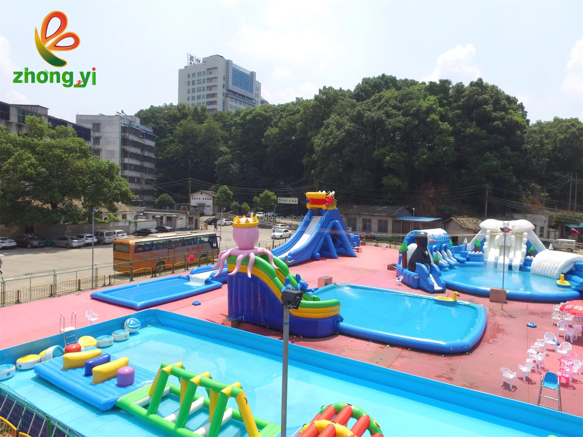 Hot Beach Entertainment Cartoon Inflatalbe Huge Dual Water Slide