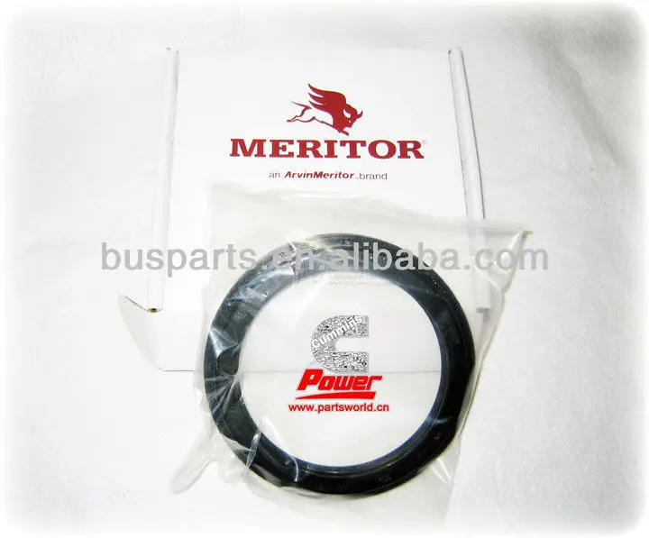 
HIGER YUTONG KingLong ANKAI bus MERITOR HUB Wheel OIL SEAL CR47697 