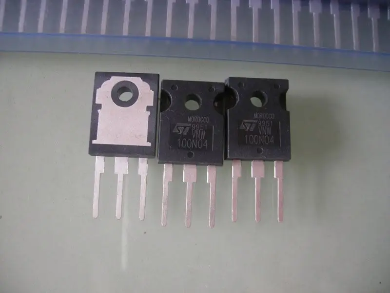 Components IC, transistor ep2s60f484i4 , digital amplifier board