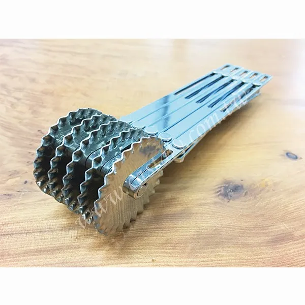 Commercial Manual Metal Wavy Blades 5 Wheel Roller Cutting Tools