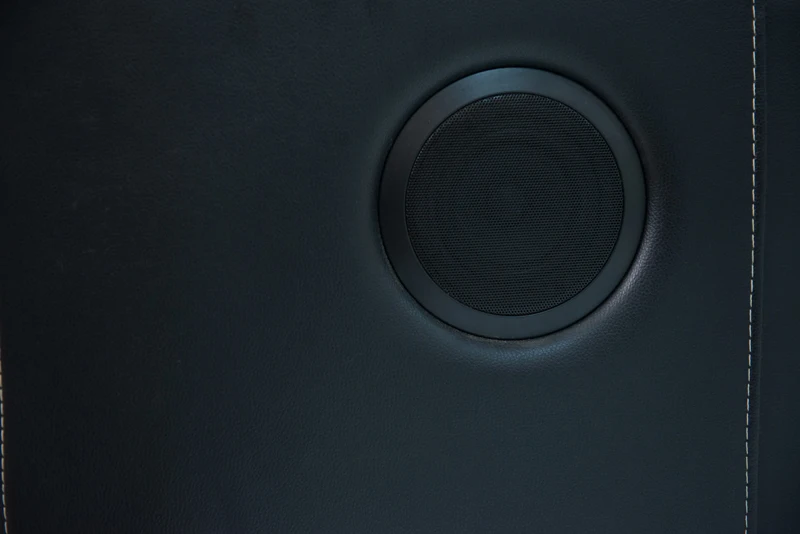 
High Quality Leather Mechanism Bed with TV in Footboard 