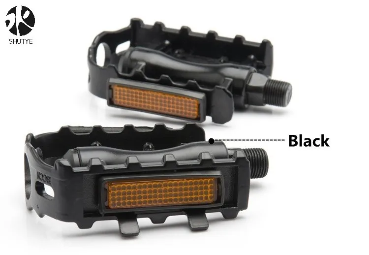 High Quality Anti Skid Aluminium Alloy Bicycle Pedal Bicycle Accessories With Reflective Light