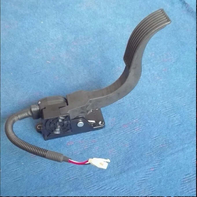 12 В вход 0-5 в выход педаль электрического акселератора 4 провода