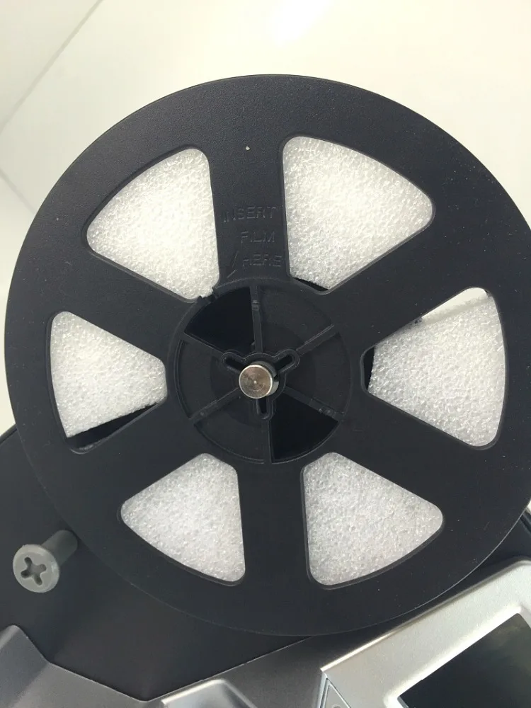 New 5"&3" Reel 8mm Rollfilm & Super8 Rollfilm Digital Film Converter Film Scanner with 2.4" Screen