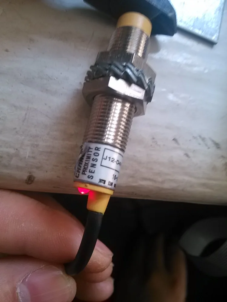 Цифровой измеритель частоты об/мин