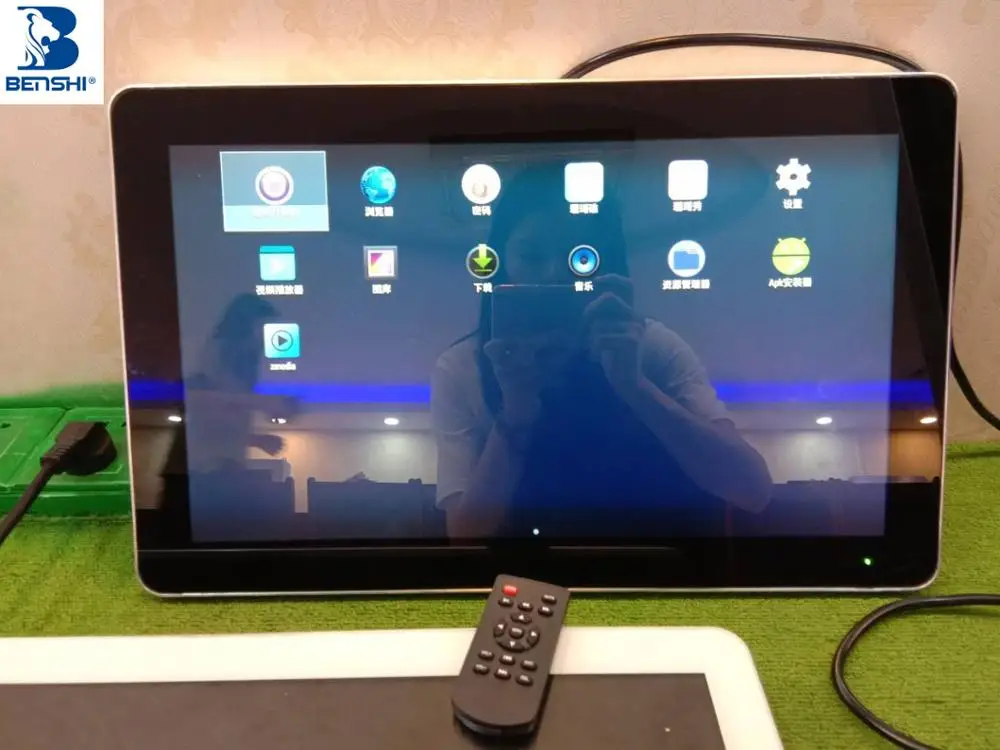 21.5 inch full hd color video wall-mount LCD advertising screen display TV digital signage