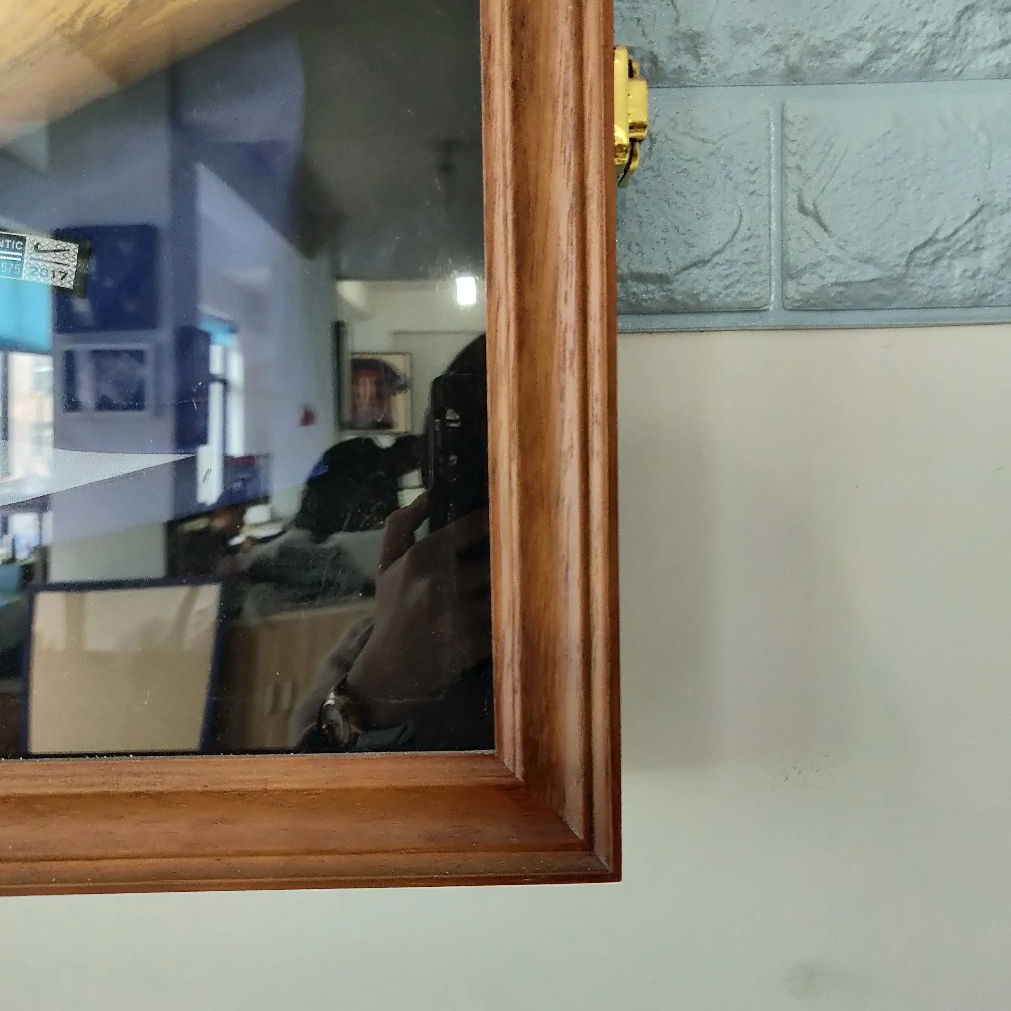 High Quality wall mounted hockey jersey shadow box frame football jersey shadow box