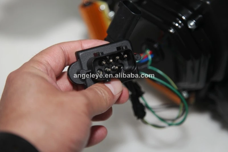 2003-2007 Year E60 523i 525i 530i LED Head Light For original car Halogen Type JY