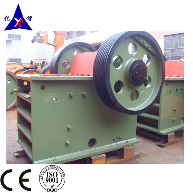 Terex Pegson Premiertrak jaw crusher with jaw plate