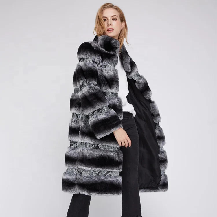 OEM Custom Chinchilla Color Fur Coat with Python Skin