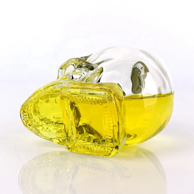 
110ml crystal skull clear glass bottle with screw lid for wine bottle 