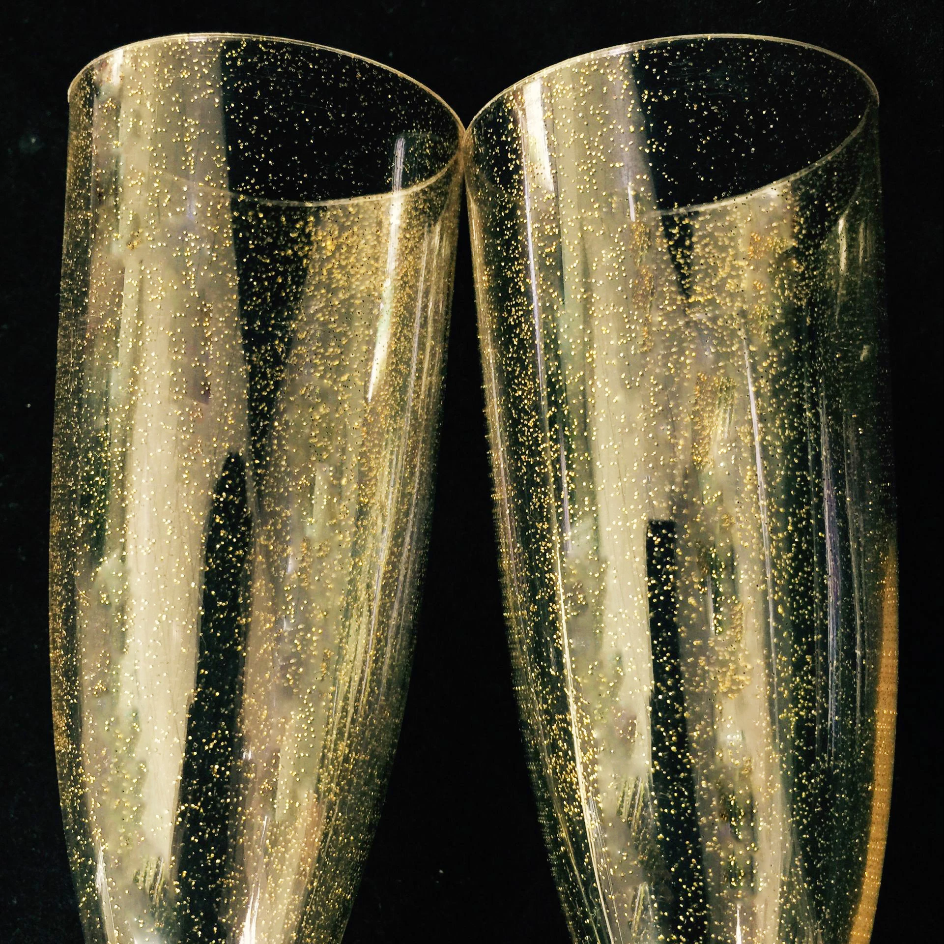 Unbreakable disposable plastic gold glitter champagne glass