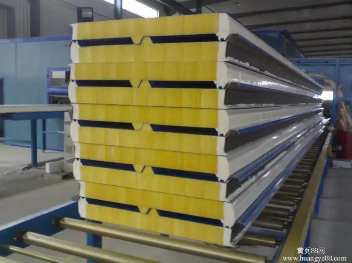 galvalume PU Sandwich Panel