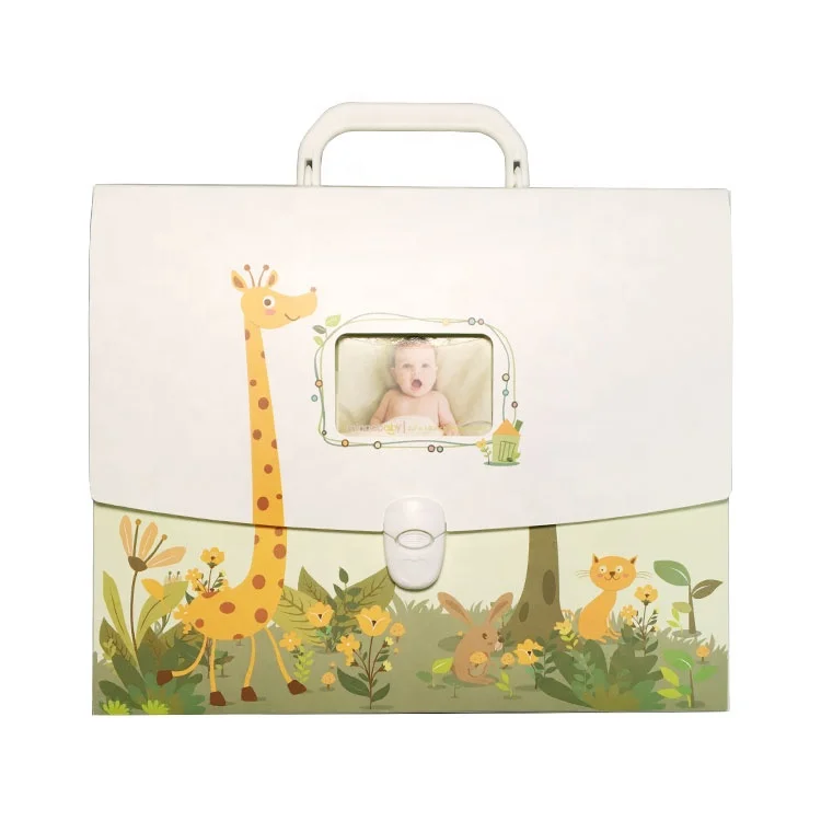 Пластиковый органайзер для детских документов размером с буквы на заказ