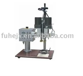 Настольная полуавтоматическая пневматическая машина для укупорки крышек