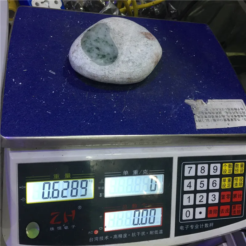 
Wholesale natural raw jade original jadeite rough stone for jewelry making 