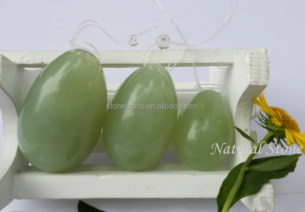 single 4.4*3.1cm drilled jade eggs yoni eggs vaginal exercise drilled jade eggs