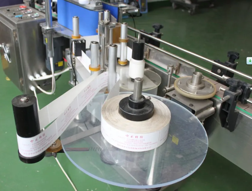 TBK-630 Automatic Adhesive Labeling Machine for Juice Round Bottles
