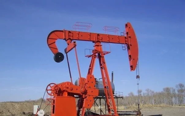 C series oil horse the overground drive for a reciprocating piston pump in an oil well