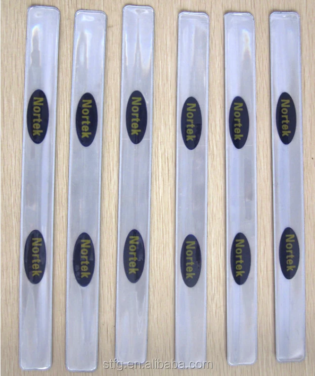 self locking reflective slap band