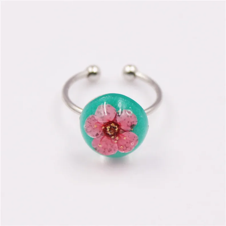 
Mini Real dried flower Lace Flower Resin Ball Ring Orb Globe Pressed Flower Jewelry for Crystal Clear Petite Dainty Gift 