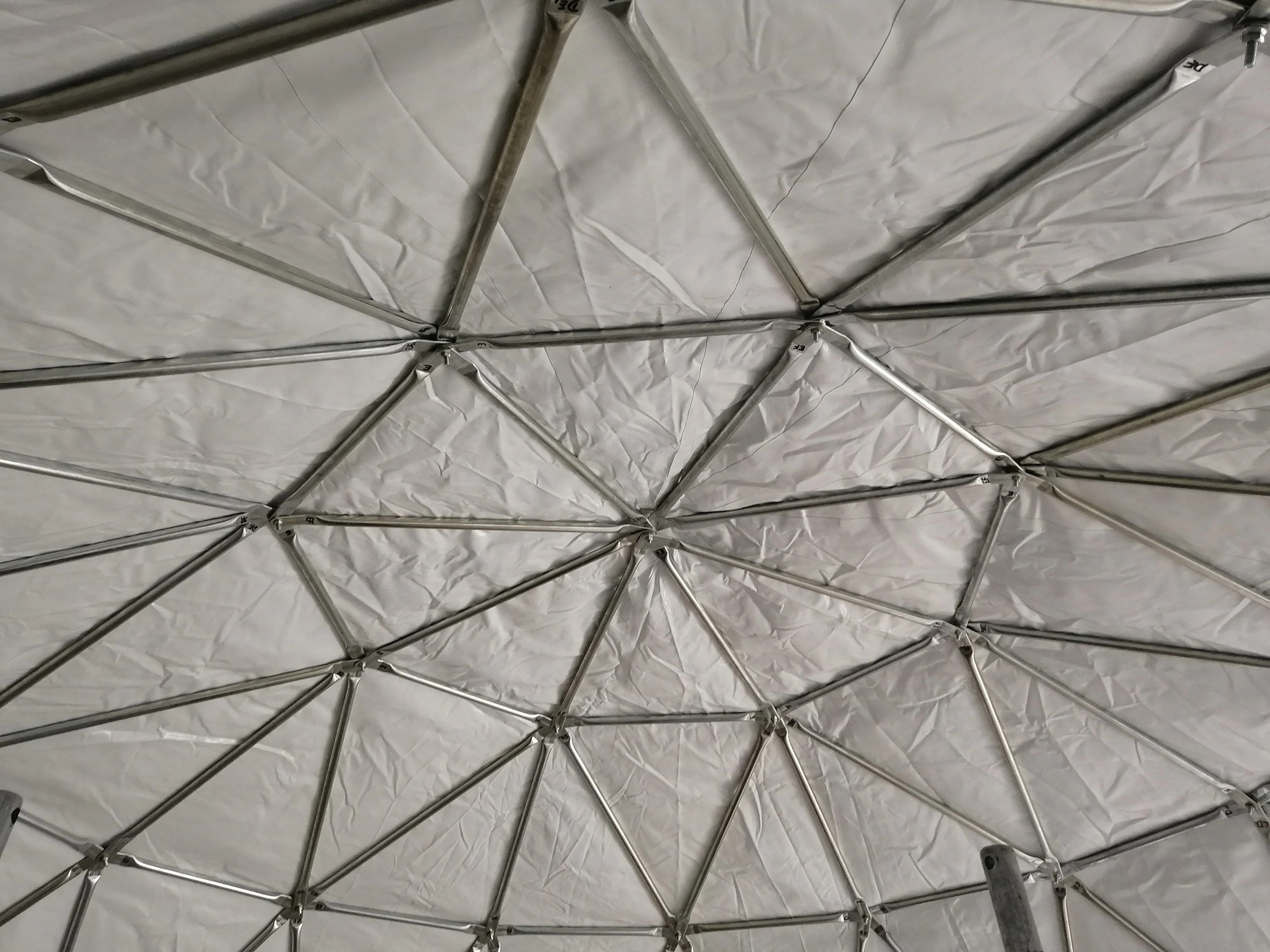 tents camping  High-strength fabricated metal structure ,aluminum vacuum glass wall curtain European style tent