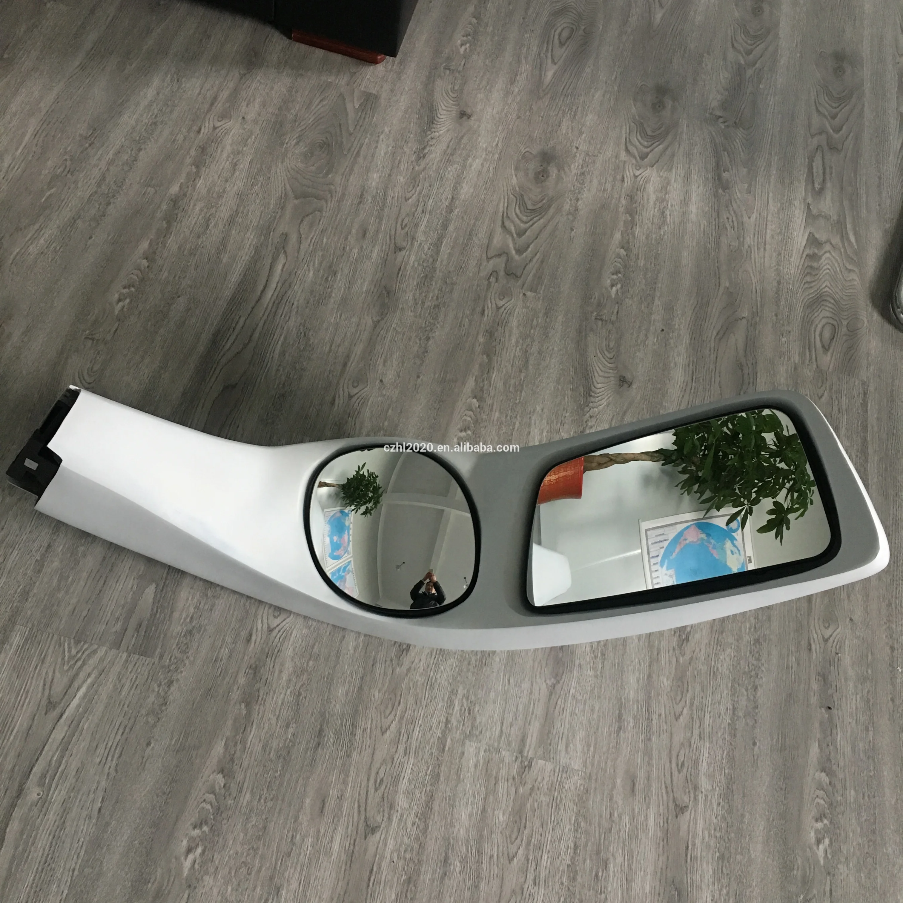 Batch supply of Irizar bus rear-view mirror, electric 24V.