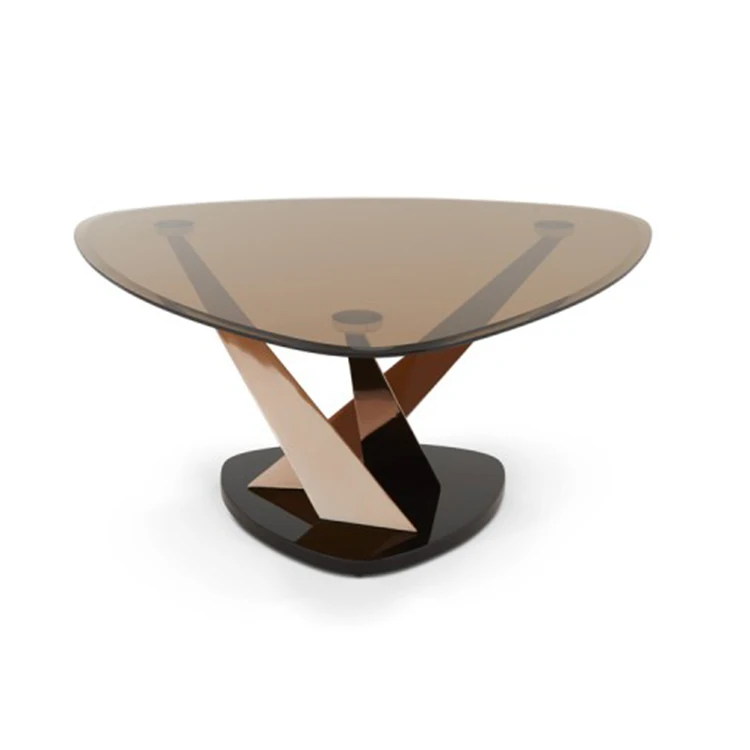 Маленький круглый журнальный столик в европейском стиле в форме сердца